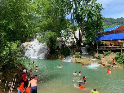 Bán đất đẹp gần khu du lịch thác trăng, tân lạc, hòa bình 3