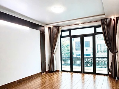 Nhà mặt ngõ tuyến 2 ngô gia tự - 66m 4 tầng, ngõ 5m - giá 5.7 tỉ - gần trung lực 4