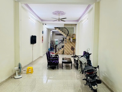 Bán nhà mặt tiền khu tên lửa đường rộng 10m thông dtcn 100m 4 25 4 tầng chỉ 14 ty tl 1