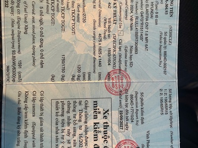 Gia đình cần bán Hyundai Elantra 1