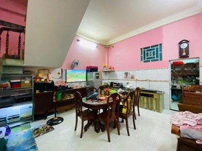 Bán nhà ngõ thống nhất, gò vấp: 100m2, 2 tầng, 6pn, sổ hồng, giá 8.6 tỷ - cơ hội an cư lý tưởng, 2