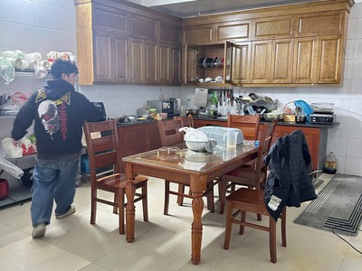 Bán căn nhà 3 tầng mặt phố KD buôn bán, phường Ngọc Châu, TP HD, 75m2, mt 5m, 4.x tỷ 3