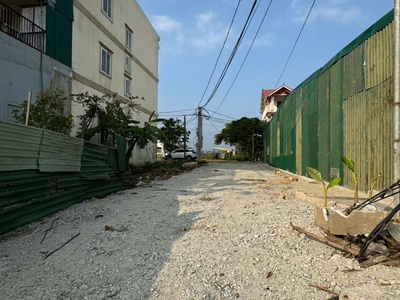 Ra nhanh lô đất đẹp sinh lời cao ngay quốc lộ 1a 0