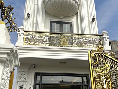 Nhà 4 tầng mới tinh - mặt đường nguyễn văn linh - gần aeon - giá 7.5 tỉ 2