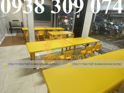 Bàn mầm non chân gập,bàn ghế mầm non, bàn bán nguyệt mầm non 0