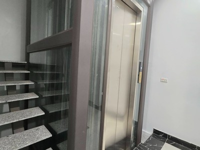 Vip lạc long quân 52m 6t giá chào 26 6 tỷ-ngõ ô tô- thông kinh doanh-thang máy xịn xò 0