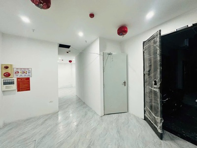 Chủ nhà tụt huyết áp sắp xỉu cần bán gấp tòa nhà dòng tiền cầu giấy   60tr/tháng - lợi nhuận kép 4