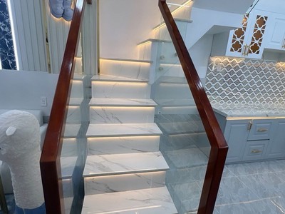 3 tầng - hẻm oto - full nội thất- dtsd hơn 60m2 - đường đào tông nguyên - chỉ 2 tỉ 8 2