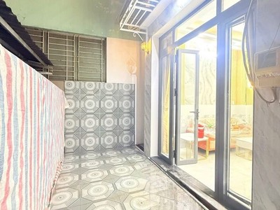 3 tầng - hẻm oto - full nội thất- dtsd hơn 60m2 - đường đào tông nguyên - chỉ 2 tỉ 8 3