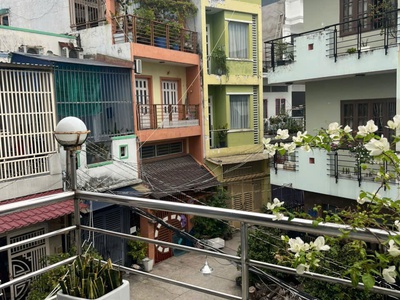 Bán nhà 38.5m2, liên tỉnh 5, 3 tầng, 3pn, xh đổ cửa 3