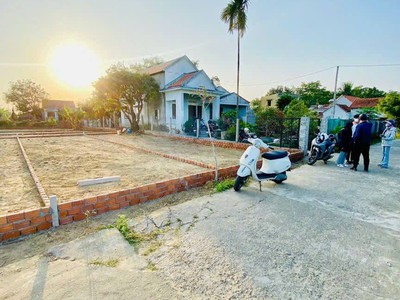 Duy nhất 3 nền tại trung tâm thị trấn ái nghĩa 2