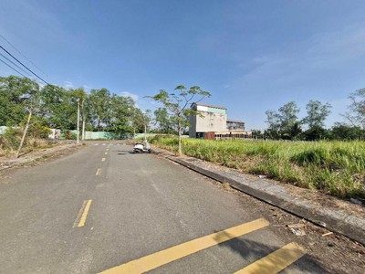 Bán đất 60m2  hxh , đường 8m, long phước , quận 9, giá 2 tỷ 350 1