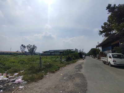 Bom tấn chỉ 33tr/m2 đất full thổcư5600m2 đường nguyễn thị điệp hóc môn đường 10m185 tỷ 1