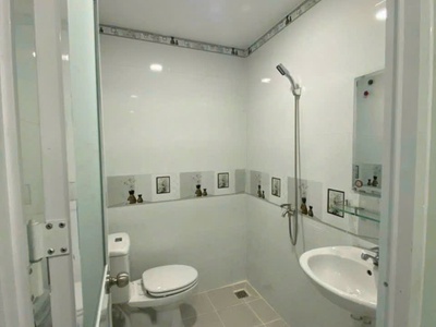 6pn lớn - chính chủ - gấp bán 7.8 tỷ - tl - lê quang định - bình thạnh - 4 tầng btct - làm chdv - 1