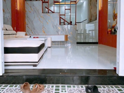 Bán nhà thạnh xuân 22gần chợ minh phát 1 trệt, 1lầu, 3pn, 2totet ,dt 4,5 x 12m ,dt sử dụng 4,5 x 1