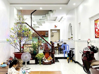 Quận 7 , nhà 4 tầng - hẻm xe hơi thông - không ngập nuóc - 2 mặt hẻm thông thoáng 2