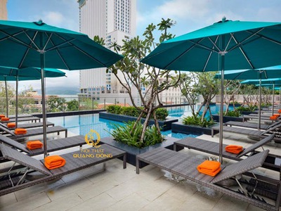 Những mẫu ghế nằm hồ bơi được ưa chuộng tại resort cao cấp 13