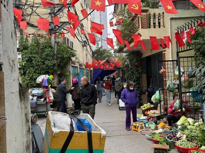 Chính chủ cho thuê mặt ngõ lớn 70m2 Khương Trung, Thanh Xuân xe oto đỗ tận cửa. 2