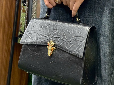 Xưởng Gia Công Phụ Kiện Thời Trang Da Thật Trường Chinh 3