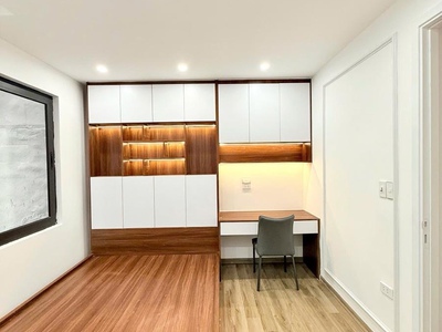 Siêu phẩm trung tâm thanh xuân Vương Thừa Vũ Thang máy Thoáng trước sau Tổng 6 phòng ngủ 5