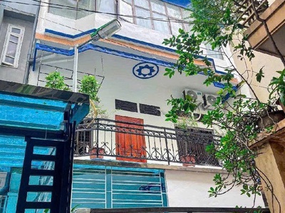 Hoàng mai - vị trí đẹp - oto đỗ cổng - tiện ích vô vàn - nhỉnh 8 tỷ 0