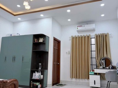 Bán nhà hxh 7 chỗ, phan huy ích, 300m là emart, 5x18m, 3 tầng - 4 pn, 8,5 tỷ. 4