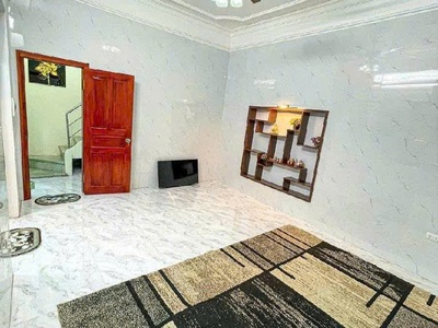 Hoàng mai - vị trí đẹp - oto đỗ cổng - tiện ích vô vàn - nhỉnh 8 tỷ 2