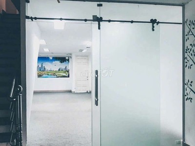 Cho thuê tòa nhà số 51 ngõ 155 nguyễn khang, yên hòa, cầu giấy 2