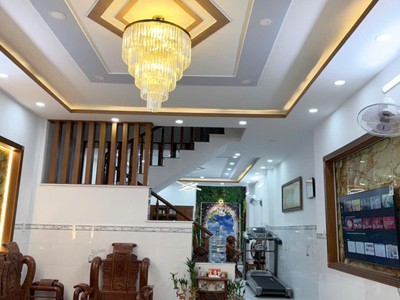 Bán nhà hxh 7 chỗ, phan huy ích, 300m là emart, 5x18m, 3 tầng - 4 pn, 8,5 tỷ. 2