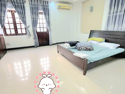 Bán nhà mặt phố 200m2 bình tân, 3 tầng, 6pn, sổ đỏ, nhỉnh 19xx tỷ - vị trí vàng, 0943166831 xem nhà 3