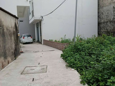 Chính chủ - về quê làm ăn cần bán đất sẵn nhà 2,5 tầng kiên cố mới xây năm 2023 3