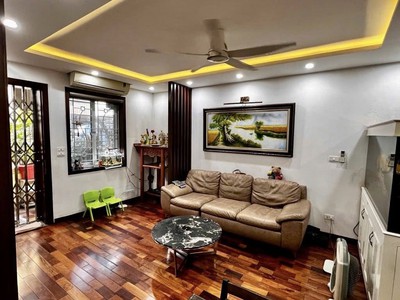 Bá.n tập thể phố 8/3 diện tích sử dụng 70m 2 ngủ 0