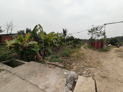 Hơn 13000m2, đất ruộng sxnn, sẵn nhà kho,.. mt150m, 6.5 tỷ, có tl, thụy lâm, đông anh.   đường 4