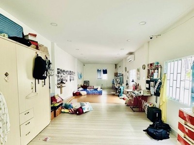 Lô góc 2 mặt thoáng   khu sầm uất lê trọng tấn   74m   chỉ 9.x 2