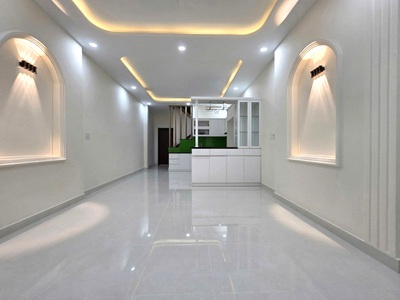 Bán nhà mặt tiền kha vạn cân thủ đức, gần đh quốc gia, diện tích 120m , sân rộng, giá 10.7 tỷ 2