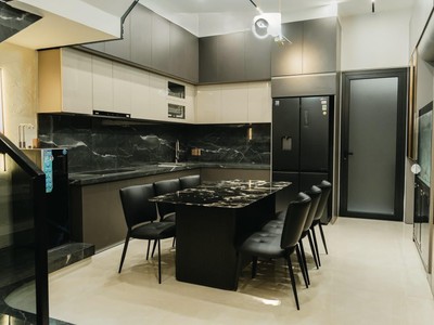 Bán nhà mặt tiền lê lai, phường 12  tân bình  4,6 14m 4 tầng dòng tiền 1