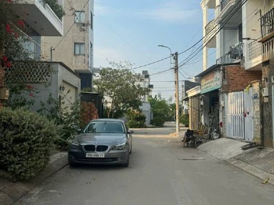 Bán nhà 55m2 5 tầng , hxh 8m , nguyễn duy trinh , long trường , q9 , giá 6 tỷ 500 tl 4