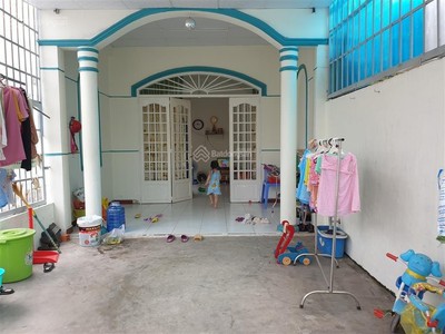 Bán nhà 3 mặt tiền 4x25m   100 m2, gần ngã 4 Bà Điểm QL1A, xã Bà Điểm, Hóc Môn, Tp.HCM. 1