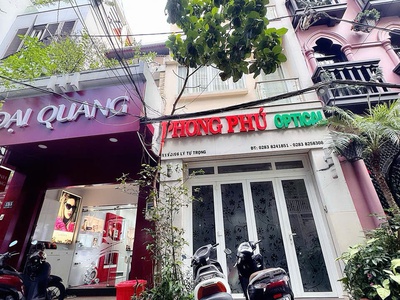 Dòng tiền siêu khủng 200tr/th - bán ks 5 tầng mặt tiền hxh đ.lý tự trọng, bên thành, quận 1 - dt 0