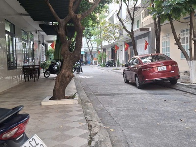 Nhà 3 tầng lô góc phố cổ hải châu mặt bằng kd ăn sáng cà phê 16.8 tỷ 1