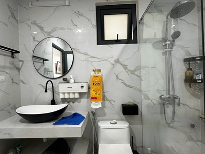 Hạ chào 1 tỉ  tòa nhà ở và làm vp cát linh, 50m2, 7 tầng thang máy mới đẹp, mặt tiền 4.2m, 22 tỷ 2