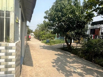 Cần bán 140m2 hai nhà 1 tấm mt đường xóm giữa 1