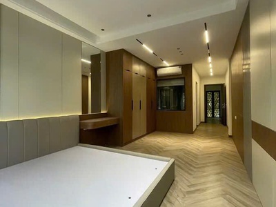 Tđc thạch bàn  dt 50m xây 6 tầng thang máy  phân lô vỉa hè ô tô tránh  1x tỷ chưa tl 4