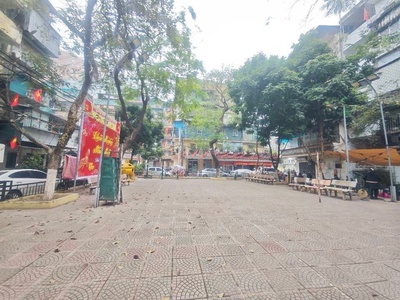 Tập thể bắc nghĩa tân,tầng 2- dt 60m giá 4,46 tỷ-full nội thất, ô tô đỗ cầu thang 0