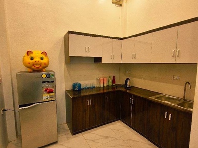 Hoàng hoa thám 38m x4 tầng 8,35 tỷ-ô tô đỗ cổng,2 thoáng trước sau,dân xây 2