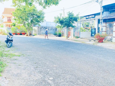 Bán nhà chính chủ, mặt tiền lê thị pha, đức trọng, lâm đồng 1