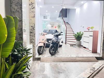 TẤT TAY TRẬN U23 VN - TQ: Bán tháo nhà ngõ 137 Việt Hưng 47m2 x 5T, GIẢM GIÁ  SỐC  ĐỂ CỨU CHỦ 0