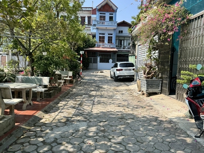 Cần bán 35m2 đất view hồ sen thoáng mát ngõ 303 Phúc Lợi. Đường ô tô tránh, gần chợ 1