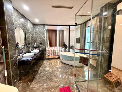 Lý Nam Đế 7 Tầng Thang Máy Lô Góc 2 Mặt Thoáng 31 Tỷ Khu Phân Lô Ô TÔ 4