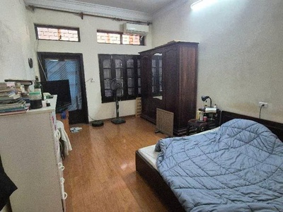 Giải phóng bán 72M tặng nhà 2 ô tô tránh kinh doanh thanh xuân 2